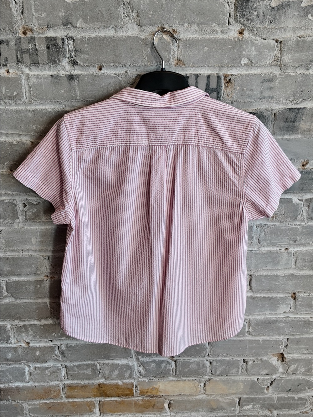 L.L Bean Pink & White Striped Seersucker Short Sleeve Popover Shirt - Picture 4 of 9